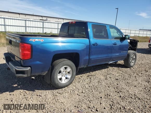 ✅ 2017 Chevrolet Silverado 1500 LT • VIN: 3GCUKREC3HG480612 • Lot: 81988715. Listed on Copart with 98,634 mi. Free auction sales archive from the USA and detailed vehicle history report at DreamBid. Image 3.