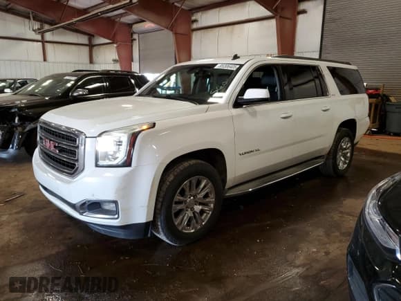 ✅ 2015 GMC Yukon XL SLE • VIN: 1GKS2GKCXFR171401 • Lot: 85306405. Wystawiony na Copart z przebiegiem 220 192 mil. Bezpłatny archiwum sprzedaży aukcyjnych z USA i szczegółowy raport historii pojazdu na DreamBid. Zdjęcie 1.