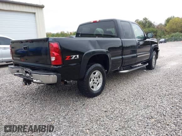 2007 Chevrolet Silverado 1500 с VIN 2GCEK19Z071121245, выставлен на аукционе IAAI как лот 43574939 с пробегом 155 775 миль миль и . История ставок и продаж доступна на DreamBid. Изображение 4.