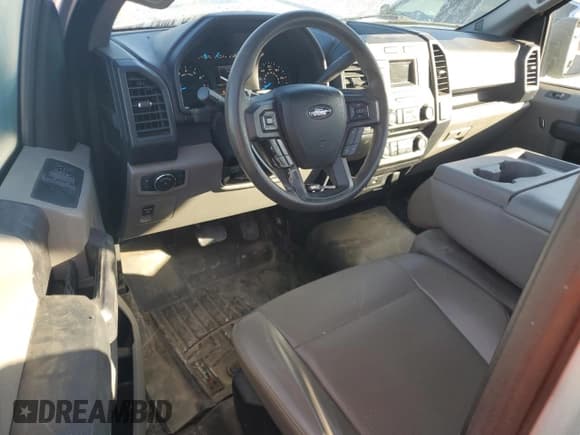 ✅ 2017 Ford F-150 XL • VIN: 1FTMF1E81HKC94478 • Лот: 87398765. Опубликован ранее на Copart с пробегом 20 651 миль. Бесплатный доступ к архиву аукционных продаж из США и подробный отчёт об истории автомобиля на DreamBid. Изображение 8.