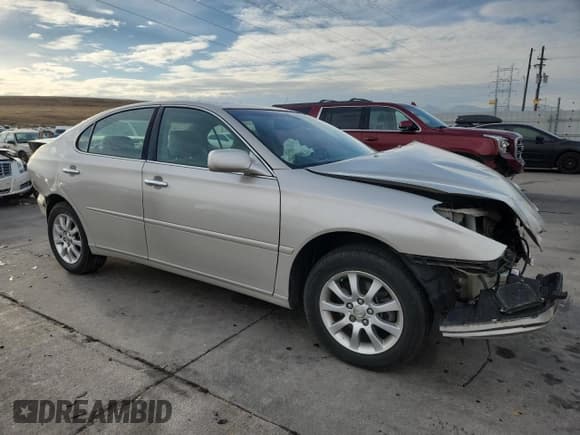 ✅ 2002 Lexus ES 300 • VIN: JTHBF30G620051381 • Lot: 93777735. Listed on Copart with 166,025 mi. Free auction sales archive from the USA and detailed vehicle history report at DreamBid. Image 4.
