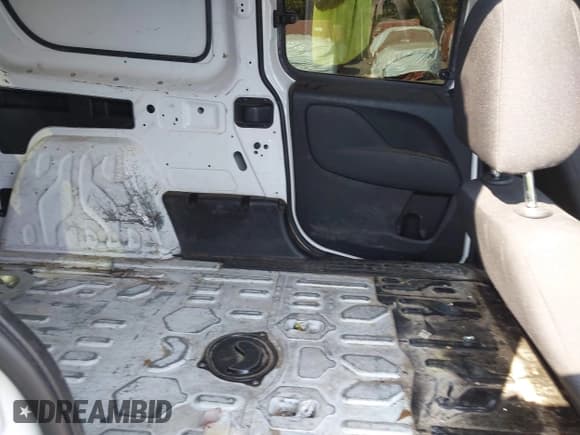 ✅ 2017 Ram ProMaster City Cargo Tradesman • VIN: ZFBERFABXH6E35282 • Лот: 43146110. Опубликован ранее на IAAI с пробегом 139 883 миль. Бесплатный доступ к архиву аукционных продаж из США и подробный отчёт об истории автомобиля на DreamBid. Изображение 8.