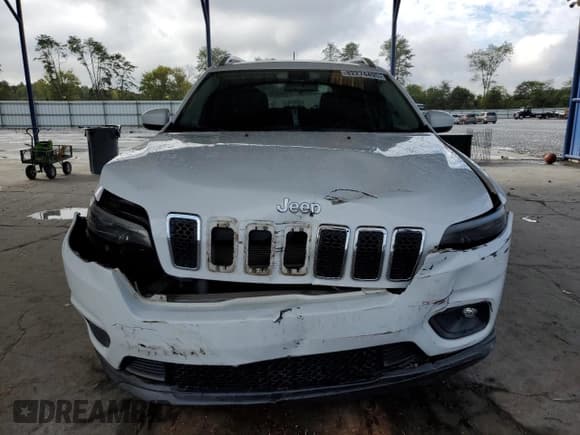 ✅ 2019 Jeep Cherokee Latitude • VIN: 1C4PJLCB1KD266942 • Лот: 82274495. Опубликован ранее на Copart с пробегом 132 176 миль. Бесплатный доступ к архиву аукционных продаж из США и подробный отчёт об истории автомобиля на DreamBid. Изображение 5.