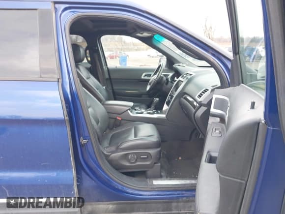 ✅ 2015 Ford Explorer Limited • VIN: 1FM5K8F85FGB90983 • Лот: 43683639. Опубликован ранее на IAAI с пробегом 214 656 миль. Бесплатный доступ к архиву аукционных продаж из США и подробный отчёт об истории автомобиля на DreamBid. Изображение 5.