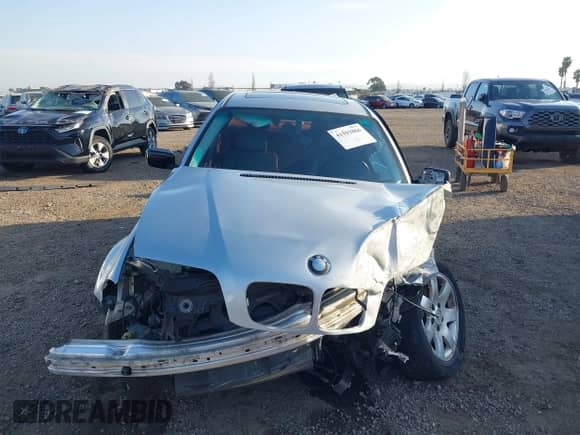 1999 BMW 3 Series 323i с VIN WBAAM3335XFP60154, выставлен на аукционе IAAI как лот 41593866 с пробегом 189 367 миль миль и . История ставок и продаж доступна на DreamBid. Изображение 13.