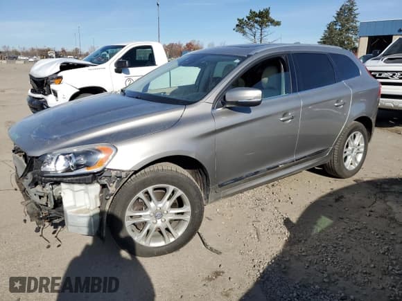 ✅ 2016 Volvo XC60 T5 Platinum • VIN: YV4612RM9G2787728 • Лот: 91417875. Опубликован ранее на Copart с пробегом 104 219 миль. Бесплатный доступ к архиву аукционных продаж из США и подробный отчёт об истории автомобиля на DreamBid. Изображение 1.