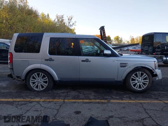 ✅ 2012 Land Rover LR4 HSE • VIN: SALAG2D43CA620647 • Лот: 43473623. Опубликован ранее на IAAI с пробегом 80 340 миль. Бесплатный доступ к архиву аукционных продаж из США и подробный отчёт об истории автомобиля на DreamBid. Изображение 13.
