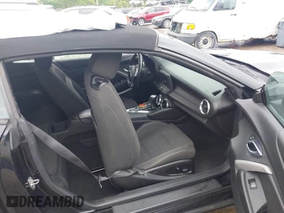 ✅ 2019 Chevrolet Camaro 1LT • VIN: 1G1FB3DX3K0132114 • Lot: 42351879. Listed on IAAI with 110,940 mi. Free auction sales archive from the USA and detailed vehicle history report at DreamBid. Image 5.