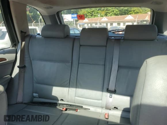 ✅ 2004 BMW X5 3.0i • VIN: 5UXFA13564LU21907 • Лот: 71634525. Опубликован ранее на Copart с пробегом Не указан. Бесплатный доступ к архиву аукционных продаж из США и подробный отчёт об истории автомобиля на DreamBid. Изображение 10.