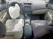 ✅ 2017 Mitsubishi Outlander SE • VIN: JA4AP3AW2HZ034740 • Lot: 63400535. Listed on Copart with 200,256 mi. Free auction sales archive from the USA and detailed vehicle history report at DreamBid. Image 8.