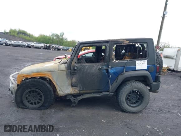 ✅ 2009 Jeep Wrangler X • VIN: 1J4FA24149L731736 • Лот: 42202605. Опубликован ранее на IAAI с пробегом Не указан. Бесплатный доступ к архиву аукционных продаж из США и подробный отчёт об истории автомобиля на DreamBid. Изображение 13.