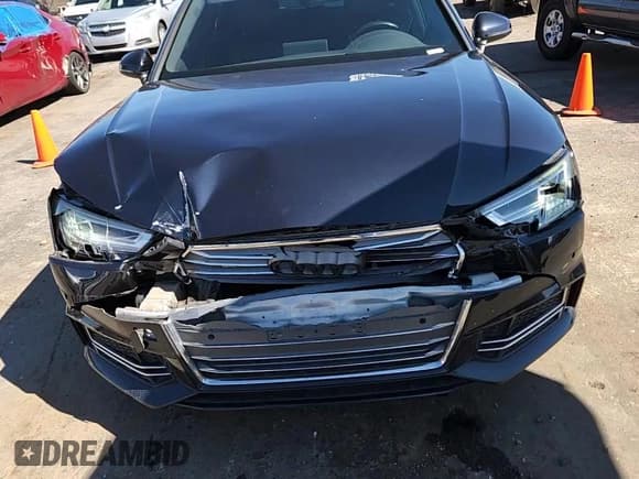 ✅ 2017 Audi A4 Premium Plus • VIN: WAUENAF4XHN002910 • Лот: 84285375. Опубликован ранее на Copart с пробегом 76 535 миль. Бесплатный доступ к архиву аукционных продаж из США и подробный отчёт об истории автомобиля на DreamBid. Изображение 13.