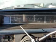 ✅ 1991 Oldsmobile Delta • VIN: 1G3HN54C2M1809327 • Lot: 84694064. Wystawiony na Copart z przebiegiem 225 092 mil. Bezpłatny archiwum sprzedaży aukcyjnych z USA i szczegółowy raport historii pojazdu na DreamBid. Zdjęcie 9.