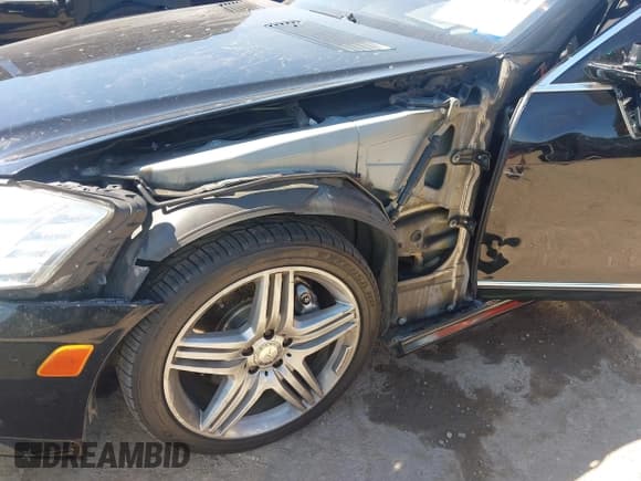 ✅ 2013 Mercedes-Benz S 550 • VIN: WDDNG7DB4DA514848 • Лот: 43463844. Опубликован ранее на IAAI с пробегом 93 870 миль. Бесплатный доступ к архиву аукционных продаж из США и подробный отчёт об истории автомобиля на DreamBid. Изображение 6.