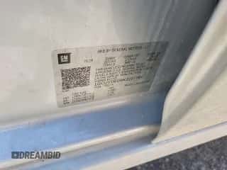 2019 Chevrolet Silverado 1500 LT z VIN 1GCUYDED9KZ227764, wystawiony jako IAAI lot #43013673 z przebiegiem 100 505 mil mil oraz . Historia ofert i sprzedaży dostępna na DreamBid. Obrazek 1.