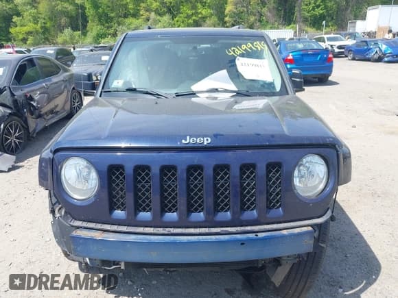 ✅ 2016 Jeep Patriot High Altitude • VIN: 1C4NJRFB3GD745215 • Lot: 42199815. Listed on IAAI with 90,380 mi. Free auction sales archive from the USA and detailed vehicle history report at DreamBid. Image 12.