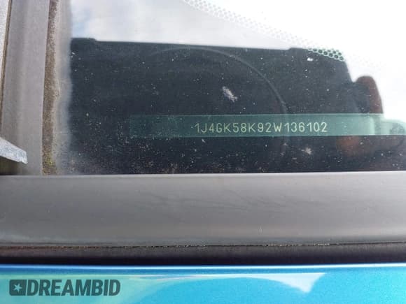 ✅ 2002 Jeep Liberty Limited • VIN: 1J4GK58K92W136102 • Lot: 42495373. Listed on IAAI with 199,347 mi. Free auction sales archive from the USA and detailed vehicle history report at DreamBid. Image 9.