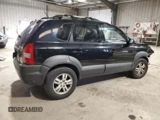 2008 Hyundai Tucson SE z VIN KM8JN72D88U807705, wystawiony jako Copart lot #77490174 z przebiegiem 89 117 mil mil oraz Szkoda całkowita • Salvage title. Historia ofert i sprzedaży dostępna na DreamBid. Obrazek 3.