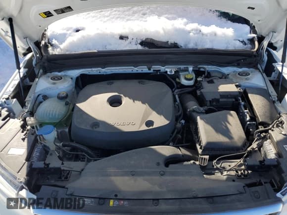 ✅ 2022 Volvo XC40 Inscription • VIN: YV4162UL7N2758140 • Лот: 43525065. Опубликован ранее на Copart с пробегом 22 637 миль. Бесплатный доступ к архиву аукционных продаж из США и подробный отчёт об истории автомобиля на DreamBid. Изображение 13.