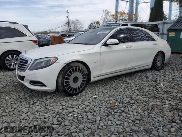 ✅ 2015 Mercedes-Benz S 550 • VIN: WDDUG8FB2FA070970 • Lot: 91766355. Wystawiony na Copart z przebiegiem Nie podano. Bezpłatny archiwum sprzedaży aukcyjnych z USA i szczegółowy raport historii pojazdu na DreamBid. Zdjęcie 1.
