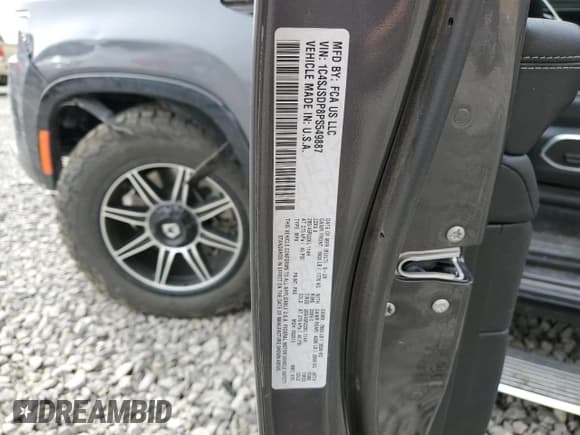 ✅ 2023 Jeep Wagoneer Series III • VIN: 1C4SJSDP8PS549887 • Lot: 53187315. Listed on Copart with 41,580 mi. Free auction sales archive from the USA and detailed vehicle history report at DreamBid. Image 13.