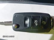 ✅ 2014 Volkswagen Beetle Entry • VIN: 3VWFP7AT1EM611356 • Лот: 43696715. Опубликован ранее на IAAI с пробегом 166 822 миль. Бесплатный доступ к архиву аукционных продаж из США и подробный отчёт об истории автомобиля на DreamBid. Изображение 11.