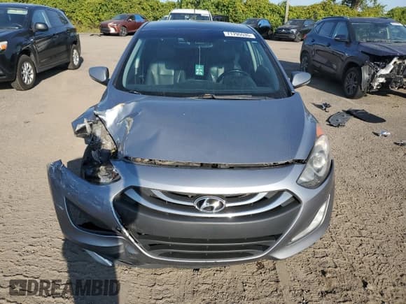 ✅ 2013 Hyundai Elantra • VIN: KMHD35LE1DU017638 • Lot: 71795535. Listed on Copart with 300,495 mi. Free auction sales archive from the USA and detailed vehicle history report at DreamBid. Image 5.