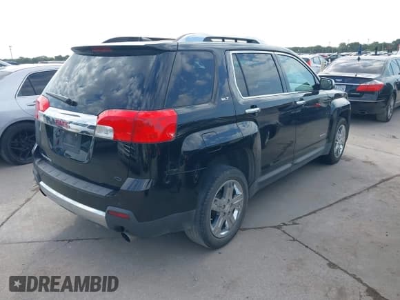 ✅ 2013 GMC Terrain SLT • VIN: 2GKFLWE35D6295847 • Lot: 43111998. Listed on IAAI with 136,062 mi. Free auction sales archive from the USA and detailed vehicle history report at DreamBid. Image 4.