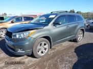 ✅ 2015 Toyota Highlander Limited Platinum • VIN: 5TDDKRFH0FS084873 • Lot: 43776554. Listed on IAAI with 100,105 mi. Free auction sales archive from the USA and detailed vehicle history report at DreamBid. Image 2.