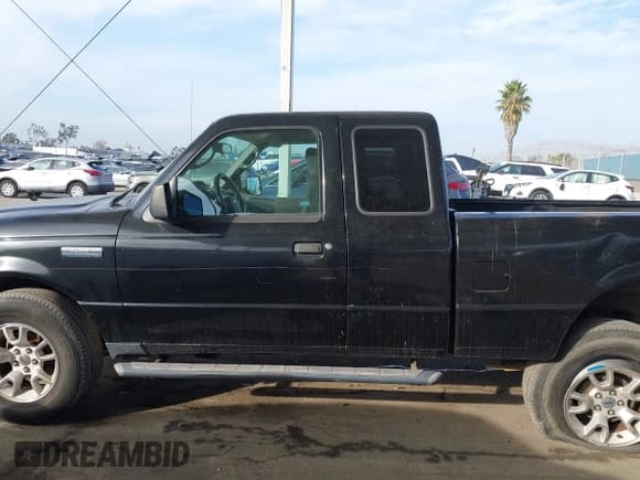 ✅ 2009 Ford Ranger XL • VIN: 1FTZR15E99PA00543 • Lot: 43837808. Listed on IAAI with 63,159 mi. Free auction sales archive from the USA and detailed vehicle history report at DreamBid. Image 14.