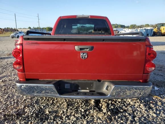 ✅ 2008 Dodge 1500 ST • VIN: 1D7HA18K18J226393 • Лот: 76937904. Опубликован ранее на Copart с пробегом 223 663 миль. Бесплатный доступ к архиву аукционных продаж из США и подробный отчёт об истории автомобиля на DreamBid. Изображение 6.