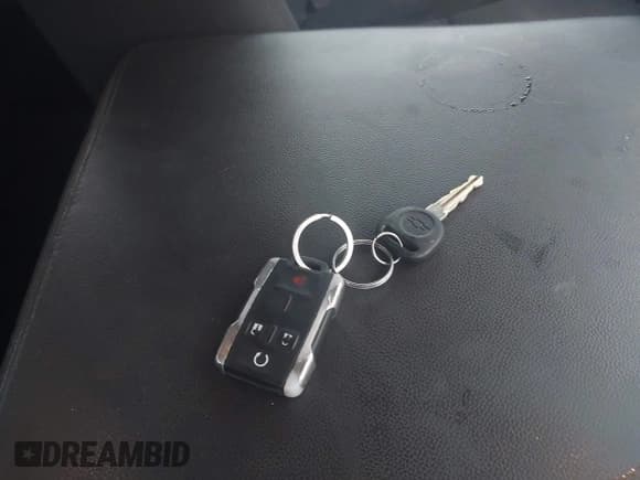 ✅ 2011 Chevrolet Silverado 2500HD LT • VIN: 1GC1KXCGXBF130075 • Лот: 41467109. Опубликован ранее на IAAI с пробегом 167 233 миль. Бесплатный доступ к архиву аукционных продаж из США и подробный отчёт об истории автомобиля на DreamBid. Изображение 11.