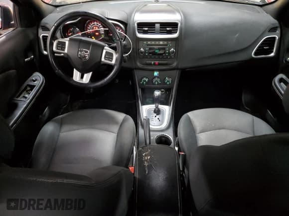 ✅ 2013 Dodge Avenger SXT • VIN: 1C3CDZCB7DN622420 • Лот: 93227175. Опубликован ранее на Copart с пробегом 162 084 миль. Бесплатный доступ к архиву аукционных продаж из США и подробный отчёт об истории автомобиля на DreamBid. Изображение 8.