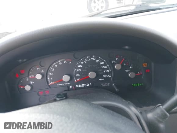 ✅ 2003 Ford Explorer XLS • VIN: 1FMZU72K43ZA48714 • Lot: 41239808. Wystawiony na IAAI z przebiegiem 78 364 mil. Bezpłatny archiwum sprzedaży aukcyjnych z USA i szczegółowy raport historii pojazdu na DreamBid. Zdjęcie 7.