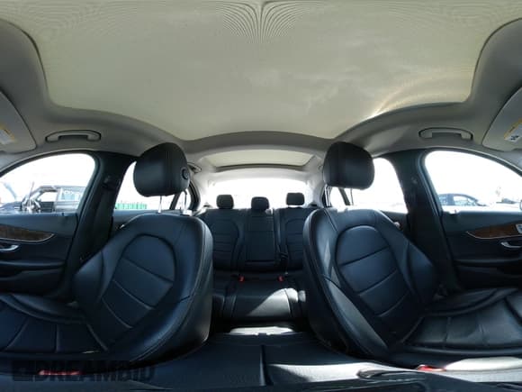 ✅ 2015 Mercedes-Benz C 300 Luxury • VIN: 55SWF4KBXFU003723 • Лот: 43220264. Опубликован ранее на IAAI с пробегом 113 818 миль. Бесплатный доступ к архиву аукционных продаж из США и подробный отчёт об истории автомобиля на DreamBid. Изображение 18.