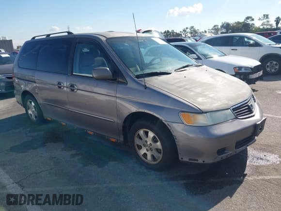 ✅ 2000 Honda Odyssey EX • VIN: 2HKRL1865YH604851 • Lot: 43738958. Wystawiony na IAAI z przebiegiem 310 632 mil. Bezpłatny archiwum sprzedaży aukcyjnych z USA i szczegółowy raport historii pojazdu na DreamBid. Zdjęcie 1.