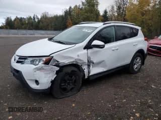 ✅ 2015 Toyota RAV4 LE • VIN: 2T3BFREV7FW332523 • Лот: 85714615. Опубликован ранее на Copart с пробегом 147 455 миль. Бесплатный доступ к архиву аукционных продаж из США и подробный отчёт об истории автомобиля на DreamBid. Изображение 1.