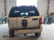 ✅ 2005 Jeep Liberty Limited • VIN: 1J4GL58K75W501121 • Lot: 42399331. Listed on IAAI with 214,461 mi. Free auction sales archive from the USA and detailed vehicle history report at DreamBid. Image 16.