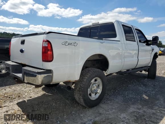 ✅ 2010 Ford F-350 • VIN: 1FTSW3BR6AEA37675 • Лот: 68433955. Опубликован ранее на Copart с пробегом 128 009 миль. Бесплатный доступ к архиву аукционных продаж из США и подробный отчёт об истории автомобиля на DreamBid. Изображение 3.