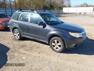 ✅ 2011 Subaru Forester X • VIN: JF2SHABCXBH718501 • Lot: 43677847. Wystawiony na IAAI z przebiegiem 137 875 mil. Bezpłatny archiwum sprzedaży aukcyjnych z USA i szczegółowy raport historii pojazdu na DreamBid. Zdjęcie 1.