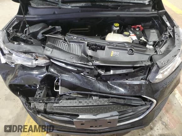 ✅ 2020 Chevrolet Trax LS • VIN: KL7CJKSB5LB330288 • Лот: 56943945. Опубликован ранее на Copart с пробегом 69 404 миль. Бесплатный доступ к архиву аукционных продаж из США и подробный отчёт об истории автомобиля на DreamBid. Изображение 12.