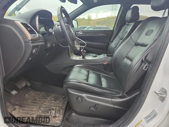 ✅ 2015 Jeep Grand Cherokee Overland • VIN: 1C4RJFCM9FC866700 • Lot: 86303435. Listed on Copart with 86,831 mi. Free auction sales archive from the USA and detailed vehicle history report at DreamBid. Image 7.