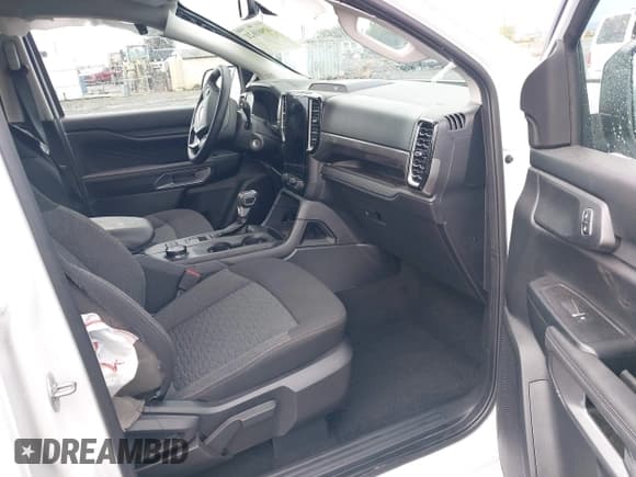 ✅ 2024 Ford Ranger XLT • VIN: 1FTER4HP7RLE46467 • Lot: 41901621. Listed on IAAI with 2,137 mi. Free auction sales archive from the USA and detailed vehicle history report at DreamBid. Image 5.