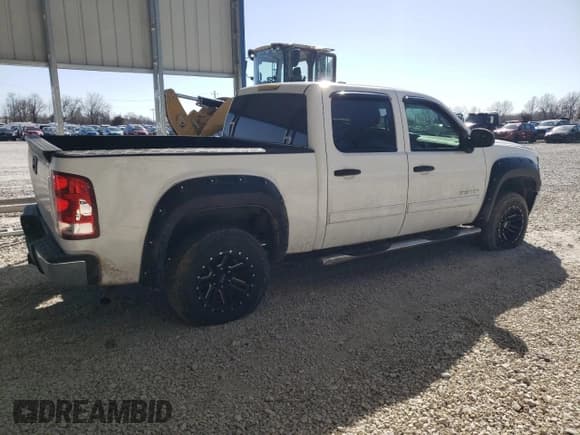 ✅ 2013 GMC Sierra 1500 SLE • VIN: 3GTP2VEA6DG116506 • Лот: 48463265. Опубликован ранее на Copart с пробегом 176 219 миль. Бесплатный доступ к архиву аукционных продаж из США и подробный отчёт об истории автомобиля на DreamBid. Изображение 3.