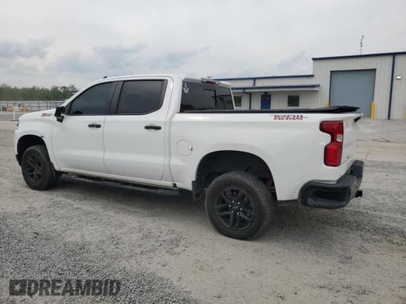 ✅ 2020 Chevrolet Silverado 1500 • VIN: NCS108325 • Лот: 54243285. Опубликован ранее на Copart с пробегом 118 246 миль. Бесплатный доступ к архиву аукционных продаж из США и подробный отчёт об истории автомобиля на DreamBid. Изображение 2.