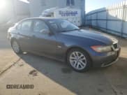 ✅ 2006 BMW 3 Series 325i • VIN: WBAVB175X6NK40432 • Lot: 76730424. Wystawiony na Copart z przebiegiem 168 119 mil. Bezpłatny archiwum sprzedaży aukcyjnych z USA i szczegółowy raport historii pojazdu na DreamBid. Zdjęcie 4.