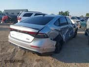 ✅ 2025 Honda Accord Sport-L • VIN: 1HGCY2F70SA032094 • Lot: 43157887. Listed on IAAI with 4,382 mi. Free auction sales archive from the USA and detailed vehicle history report at DreamBid. Image 4.