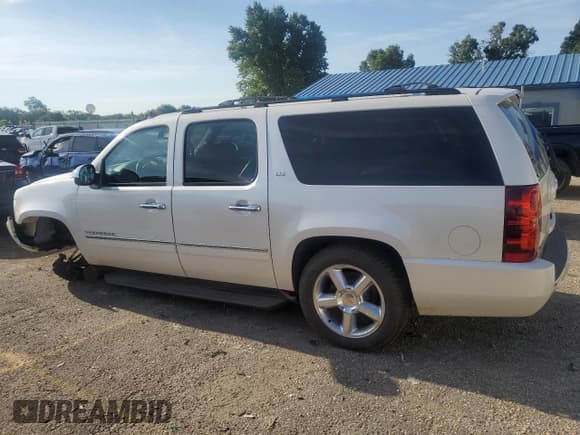 ✅ 2013 Chevrolet Suburban LTZ • VIN: 1GNSCKE02DR206532 • Lot: 68021635. Wystawiony na Copart z przebiegiem 176 162 mil. Bezpłatny archiwum sprzedaży aukcyjnych z USA i szczegółowy raport historii pojazdu na DreamBid. Zdjęcie 2.