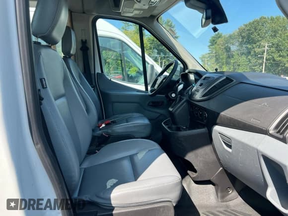 ✅ 2015 Ford Transit XL • VIN: 1FBAX2CM5FKA92783 • Лот: 80805785. Опубликован ранее на Copart с пробегом 277 933 миль. Бесплатный доступ к архиву аукционных продаж из США и подробный отчёт об истории автомобиля на DreamBid. Изображение 5.