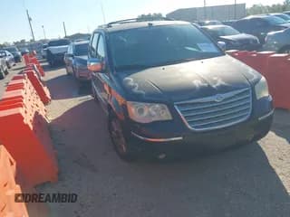 ✅ 2010 Chrysler Town & Country Limited • VIN: 2A4RR7DX9AR365954 • Lot: 43593551. Wystawiony na IAAI z przebiegiem 147 783 mil. Bezpłatny archiwum sprzedaży aukcyjnych z USA i szczegółowy raport historii pojazdu na DreamBid. Zdjęcie 1.
